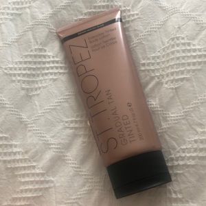 St. Tropez gradual tan lotion